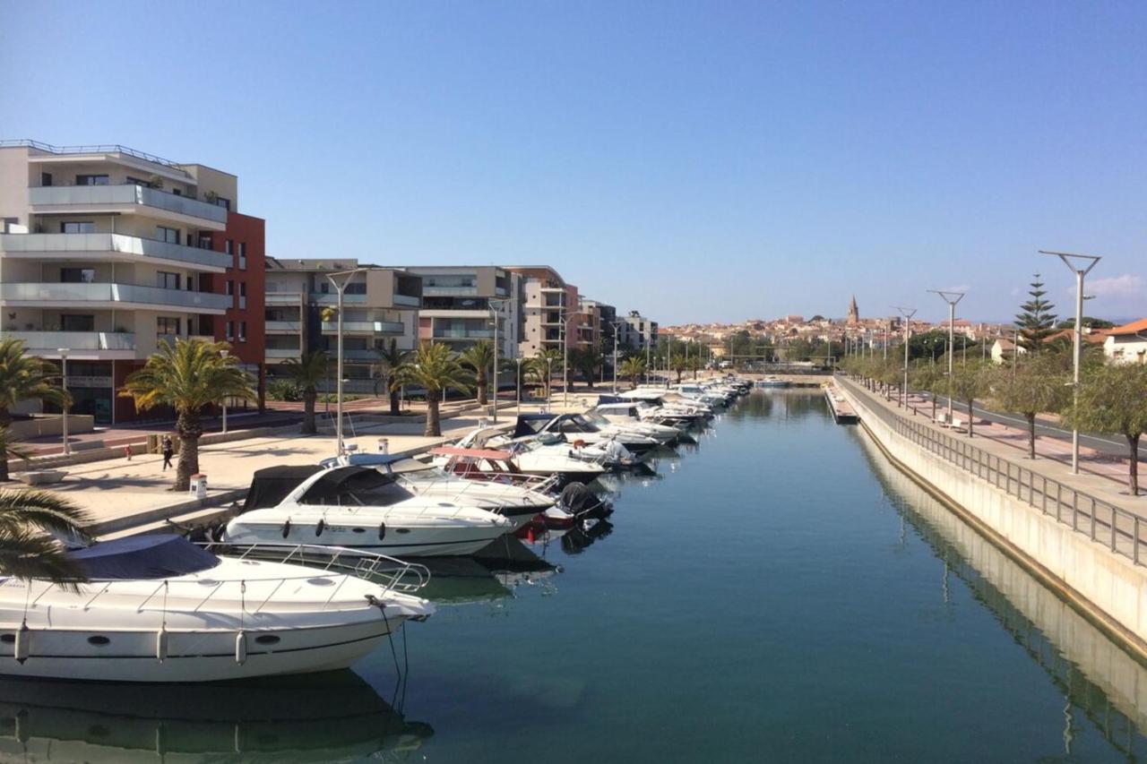 Chic Appart Du Port Фрежюс Экстерьер фото